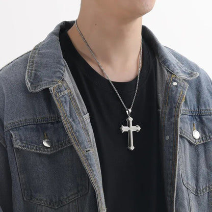 Men’s Engraved Cross Necklace – Timeless Style with a Meaningful Message